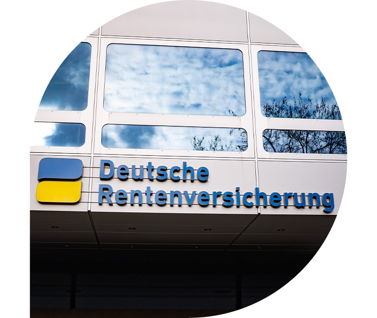 Ratgeber Rheuma: Außenaufnahme eines Gebäudes der Deutschen Rentenversicherung Außenaufnahme eines Gebäudes der Deutschen Rentenversicherung